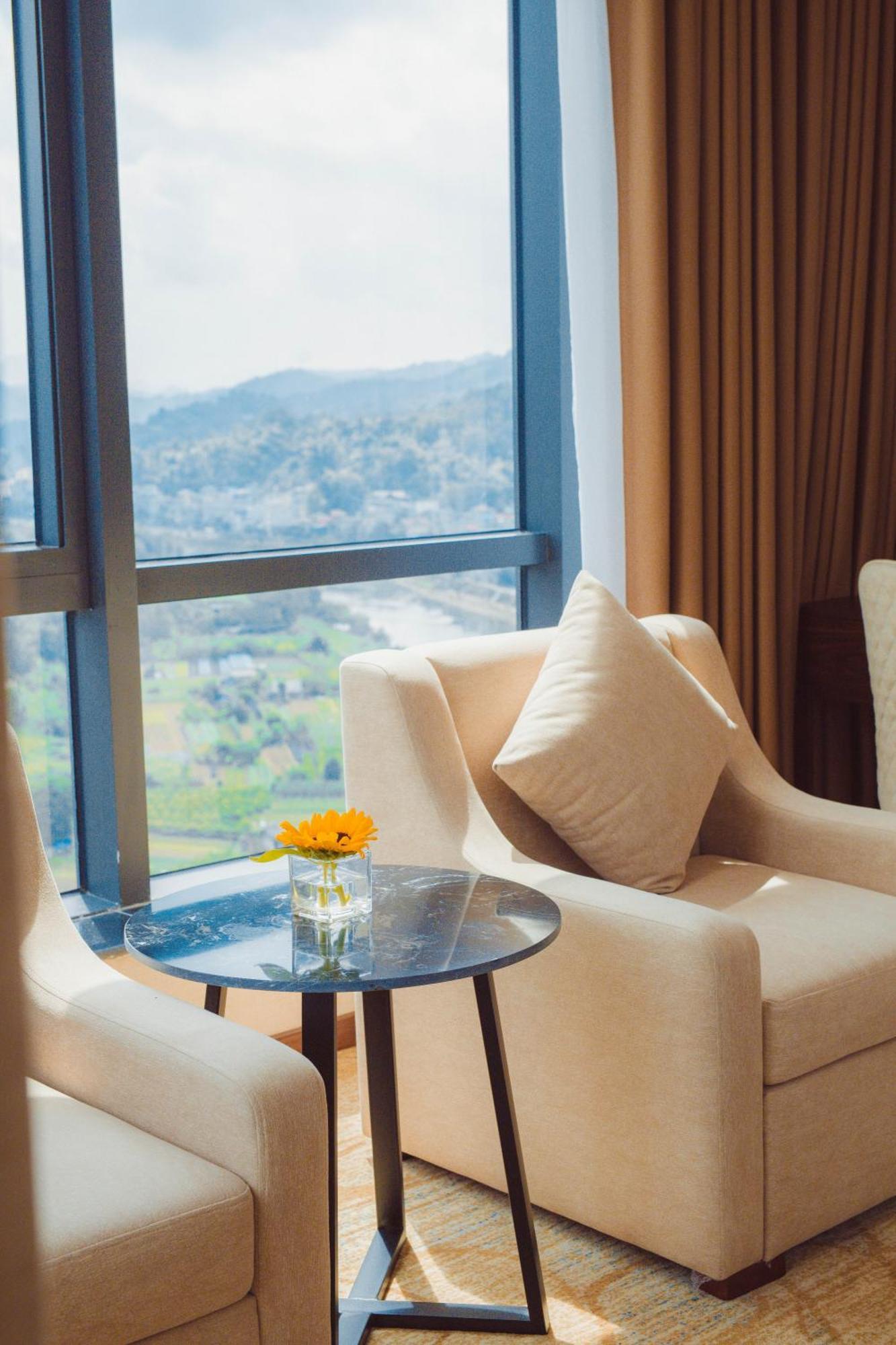 Muong Thanh Luxury Cao Bang Exteriör bild
