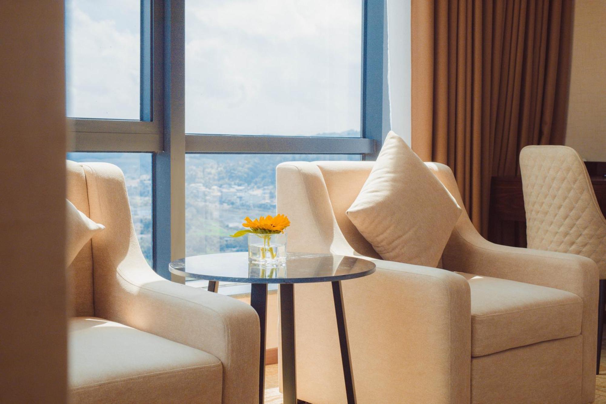 Muong Thanh Luxury Cao Bang Exteriör bild