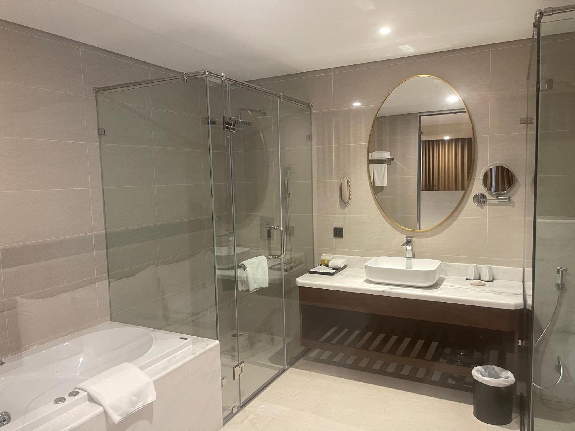 Muong Thanh Luxury Cao Bang Exteriör bild